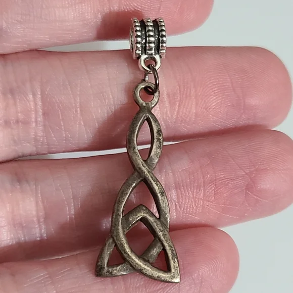 Vintage sterling silver celtic knot necklace pendant vtg - Picture 4 of 5